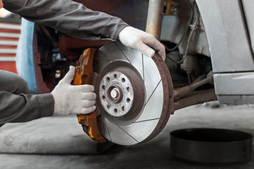 Brake repairs & replacement-img